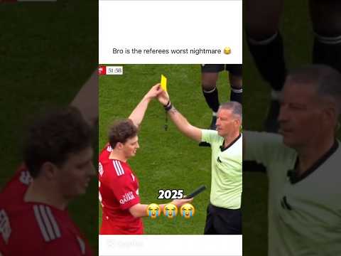 Another year, another iconic Max Fosh reaction to receiving a yellow card🤣#sidemen#vs#youtubes#meme