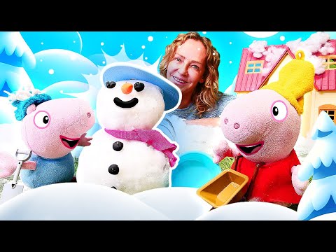 Spielzeug Video für Kinder mit Peppa Wutz und Nicole. Peppa und Schorsch bauen einen Schneemann