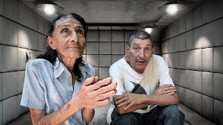 Esto sufre la abuela con su hijo enfermo mental.