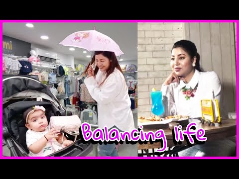 Ek din | working mom vs home mom | HINDI | WITH ENGLISH SUBTITLES | Debina Decodes |