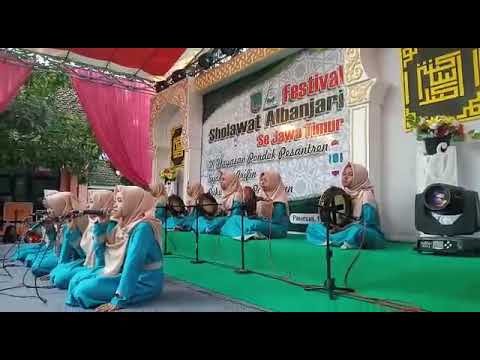 Penampilan As Syaukah (grup Al Banjari MA Putri Al