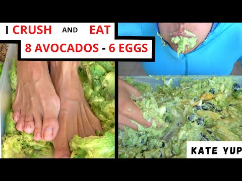 I CRUSH MY MEAL WITH MY FEET AND I EAT IT