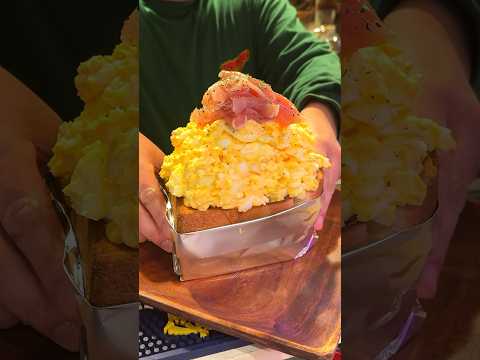 玉子好きにはたまらない！！卵12個使った巨大たまごサンド🥪🍳【大阪：バック ストリート コーヒー 京橋】