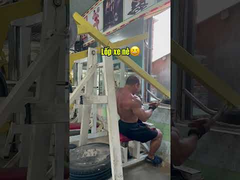 Điều kiện tới đâu thì chơi tới đó thôi.. 🤭Có phòng tập để tập là một sự may mắn rồi..