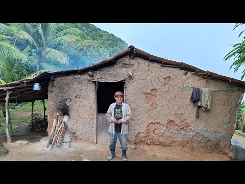 ELE VIVE ISOLADO HÁ 60 ANOS SEM ENERGIA ELÉTRICA EM CIMA DA MONTANHA