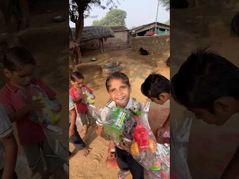बच्चे क्यों रो रहा है 😭🤯 - mini wood toy -woodworking art skills / wood / hand crafts / #shorts