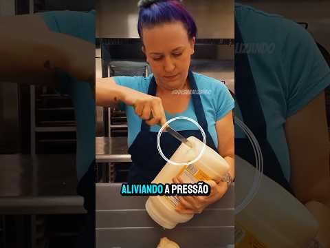Ela ensinou a forma CORRETA de retirar a maionese do pote! 🫙