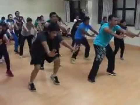 Zumba - Livin' La Vida Loca - Latin Pop