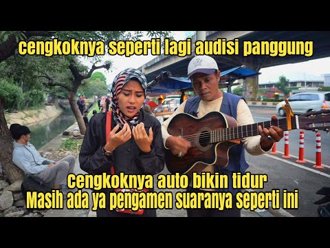 Cengkoknya seperti lagi audisi panggung, pengamen Wulan Maharani buat netizen melongo