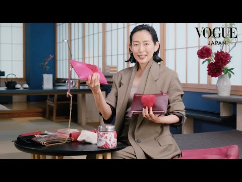 木村多江、バッグの中身を披露。気品の奥にのぞく、意外な素顔とは？ | In The Bag | VOGUE JAPAN