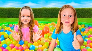 Nastya si prende cura del bambino che si è perso nel negozio di giocattoli