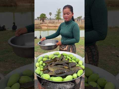 Yummy Crispy Fried Fish with Green Mango Pickle #shorts
