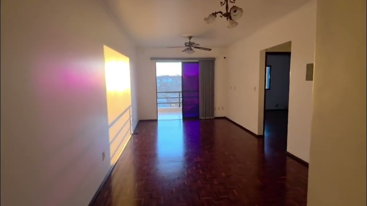 1600 1600