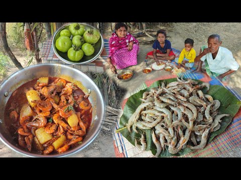 RIVER PRAWNS CURRY with RADISH |Village Style Prawns Recipe |Village Food