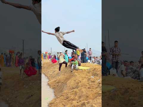 Please guys 🙏 support this channel 🔥#shortsviral #backflip #teambackflip #stunt #shorts