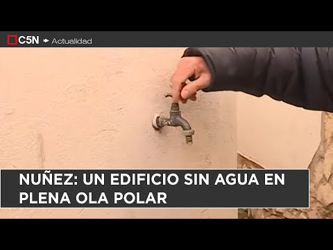 Un EDIFICIO SIN AGUA en plena OLA POLAR