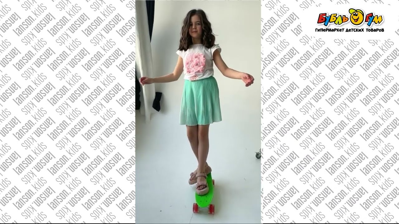 Юбка Lanson Kids легкая плиссированная зеленая - видео Юбка Lanson Kids легкая плиссированная зеленая - видео