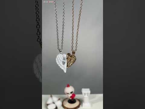 Unlocking the Secrets of BFF Necklaces - The Ultimate Symbol of Friendship!