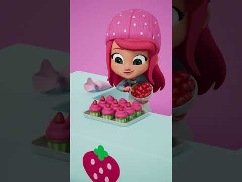 Strawberry Cupcakes 😋 #strawberryshortcake #shorts