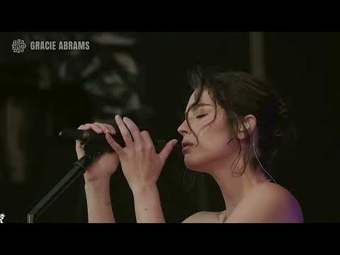 Gracie Abrams - Where do go now? (Lollapalooza Chicago 2025)