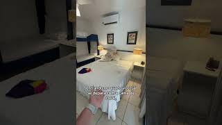 Tour pelo quarto do hotel