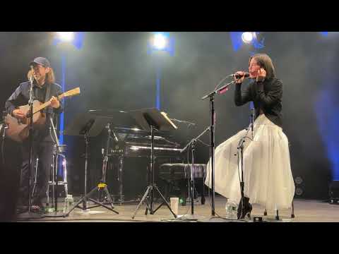 Gracie Abrams - Block Me Out 4K 3/20/25 - with Aaron Dessner at Brooklyn Paramount