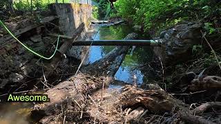 Clever Rigging Around the City Sewer Line