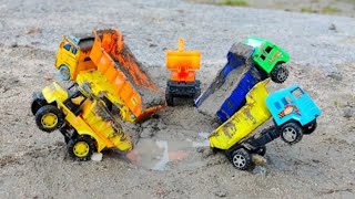Truck humanity to help of JCB | Truck Mud Stinging with Groove