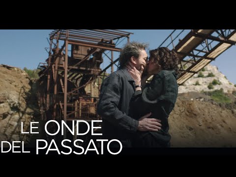 Le onde del passato - Dimmi che eri tu quella ragazza