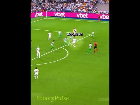 Don't Give Mbappe Space🥶 #football