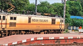 16227 Mysuru TalguppaExpress(via SBC) makes a shorthalt at Malleshwaram (with trainannouncement)