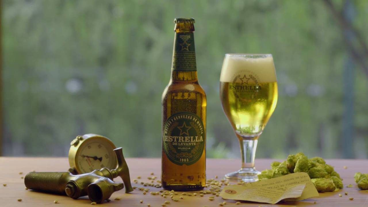Video Barriles de Cerveza con Alcohol de Estrella de Levante