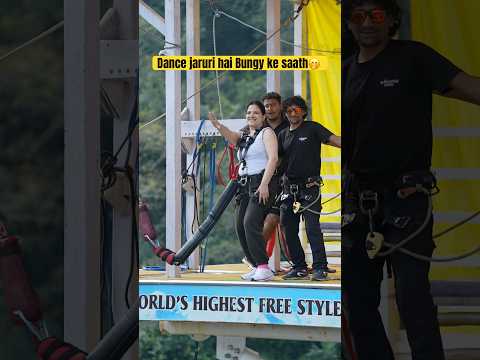 Dance or jump🤭#trendingshorts #shortsfeed #bungeejumping #youtubeshorts #viralshorts #shorts #fun