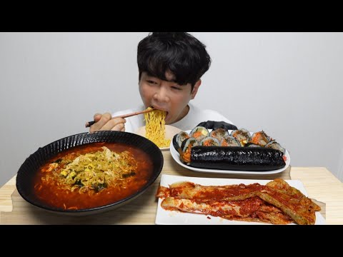 장인라면 맵싸한맛에 김밥과 선화동 실비김치 먹방