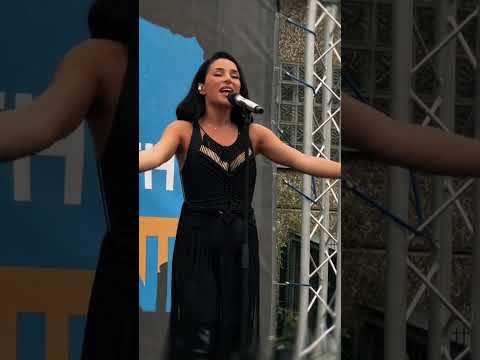 Ніколи не зайве нагадати, що ми живемо у найкращий країні на Землі!