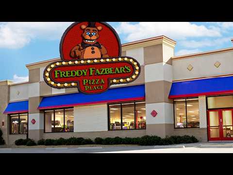 I BUILT MY OWN FNAF PIZZERIA & ANIMATRONICS!