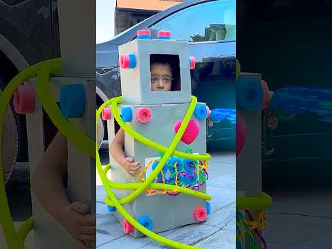 Can this robot help Matteo wash the car? #shorts