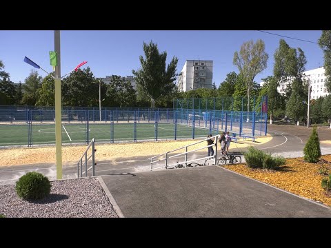 У гімназії №144 відкрили реконструйований стадіон