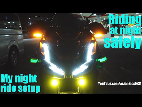 Riding a Motorcycle at Night Safely. Riding a Honda ADV 160 at Night with High Visibility. Scooter!