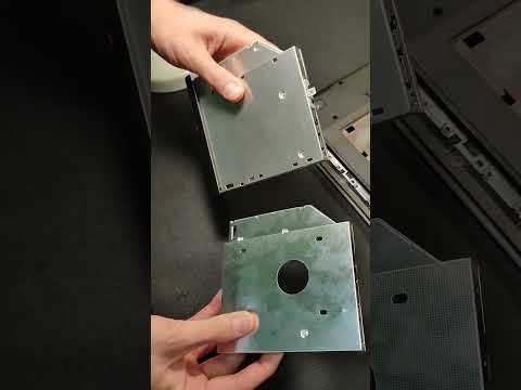 Апгрейд старого ноутбука или как установить HDD вместо DVD привода #shorts