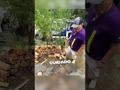 ¿Hacha real o falsa? El abuelo está a punto de descubrirlo
