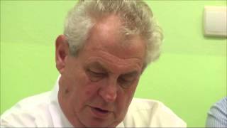 Miloš Zeman na Univerzitě J. A. Komenského: Byl bych prezidentem všedního dne!