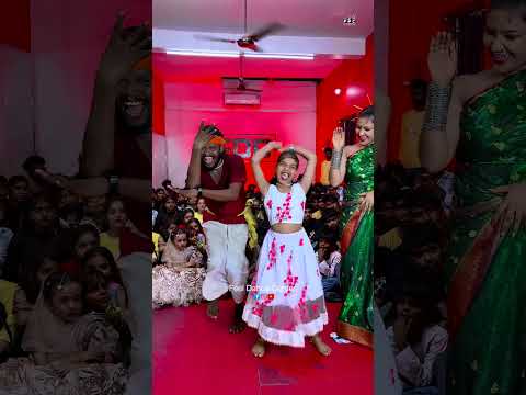 #Video - बनी के नगिनीया | Bani Ke Naginiya Das Le Tu | चिथारू #vlogger #vlog #youtubevloggers