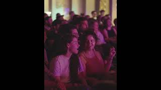 Vosaltres cantant al Palau