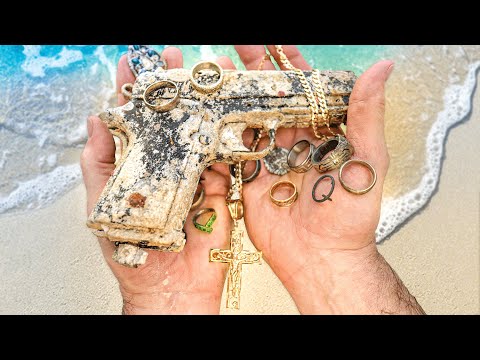 I Found 13 Rings, Chains, and a Gun Underwater! (Best Metal Detecting Finds)