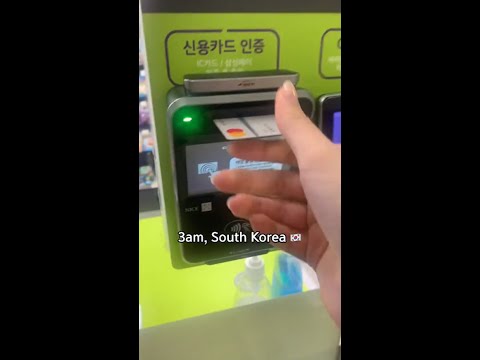 새벽 3시에 한국 편의점 방문한 한 외국인 영상에 발칵 뒤집힌 전세계 네티즌