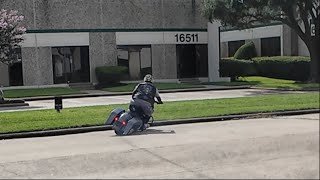 NO BRAKES ON A DEAD END WILL ALWAYS END BAD...PULLED UP TO DOWN2POUND HOUSTON
