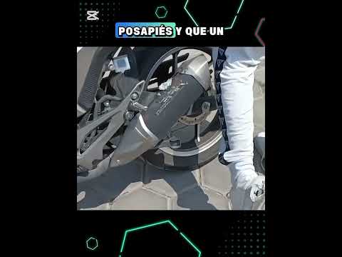 El tubo de escape no es posapies #mecanicademotos #mecanicaadomicilio