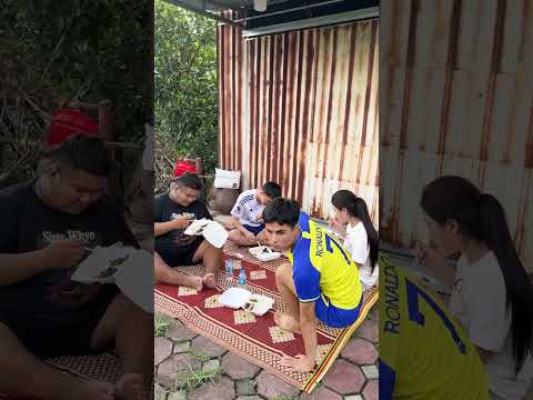 Xin hãy giúp đỡ anh ấy, Messi #shorts #kindness