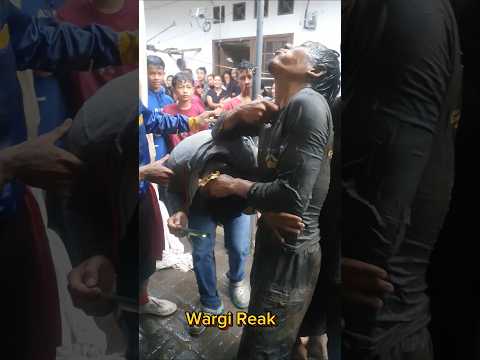Ketika youtuber kena kuda lumping #shorts #kudalumping